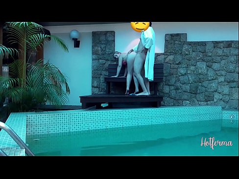 ❤️ Baas noeget faam nei it swimbad, mar koe net wjerstean in hot ❤️❌ Superporno by ús fy.yourxxxvideos.ru ️❤